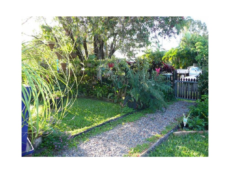 1/37A Macilwraith Street, Manoora QLD 4870