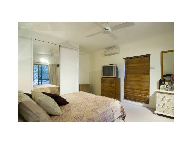 7 Fry Close, Whitfield QLD 4870