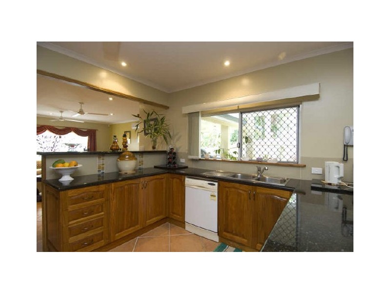 30 Callum Street, Mooroobool QLD 4870