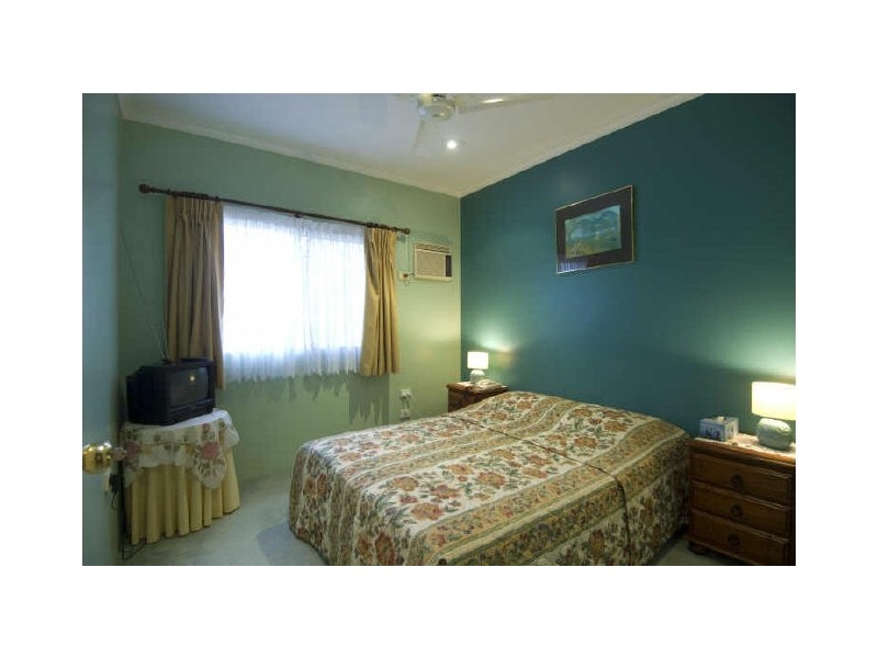 30 Callum Street, Mooroobool QLD 4870