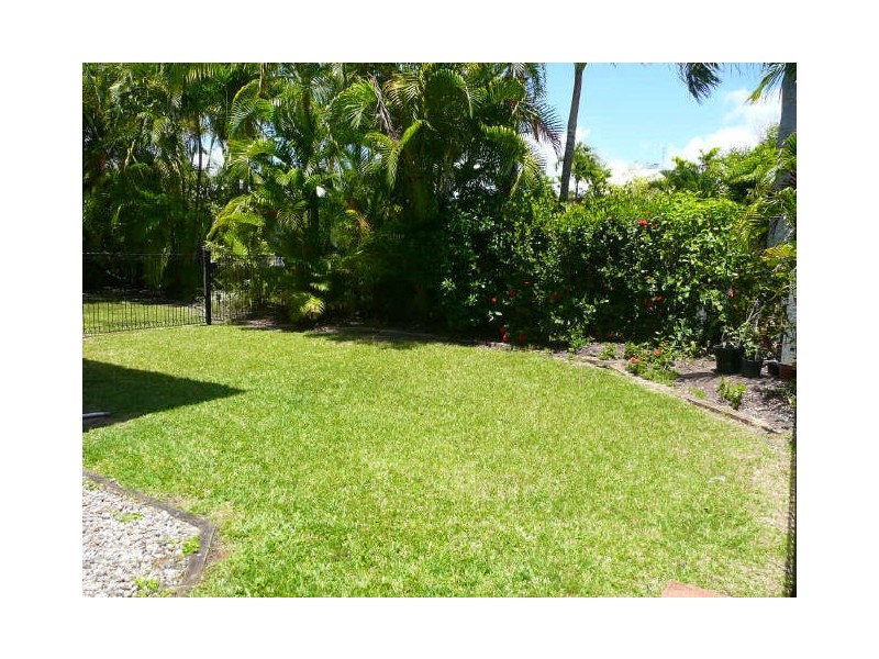 3/2-4 Springfield Crescent, Manoora QLD 4870