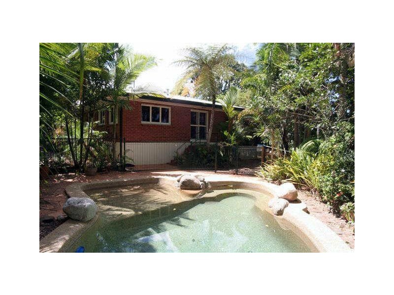 24 Hodel Street, Whitfield QLD 4870