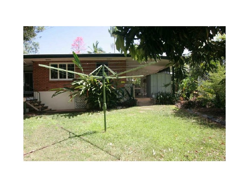 24 Hodel Street, Whitfield QLD 4870