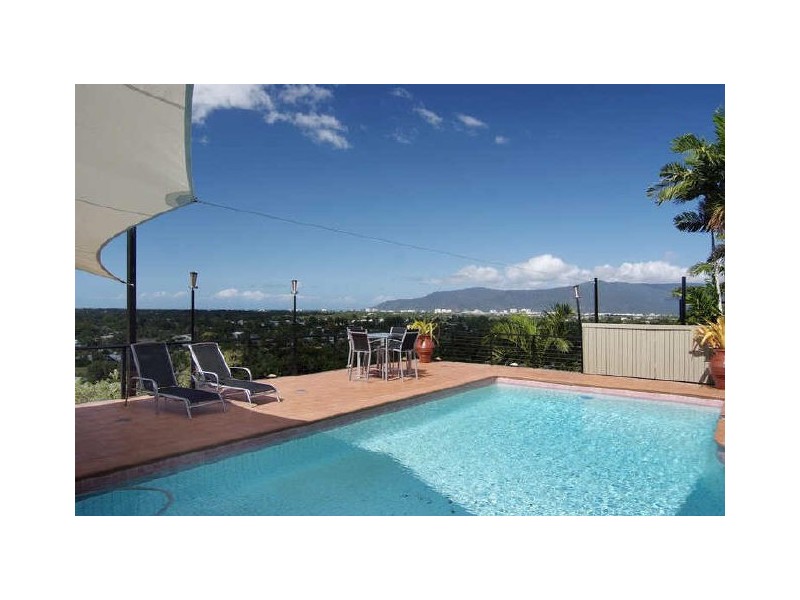 58 Koppen Terrace, Mooroobool QLD 4870