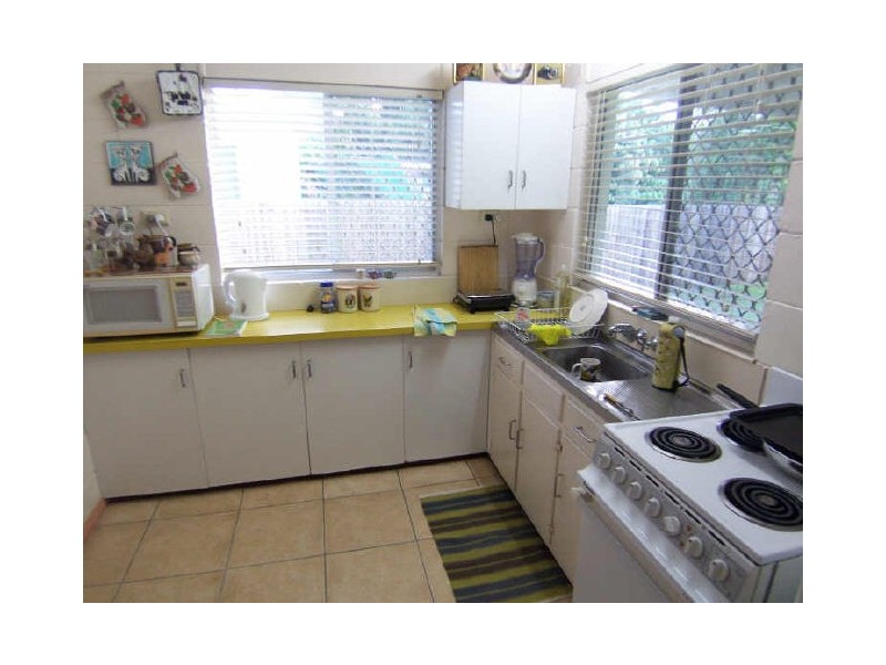 2/41 Sperring Street, Manunda, Cairns QLD 4870