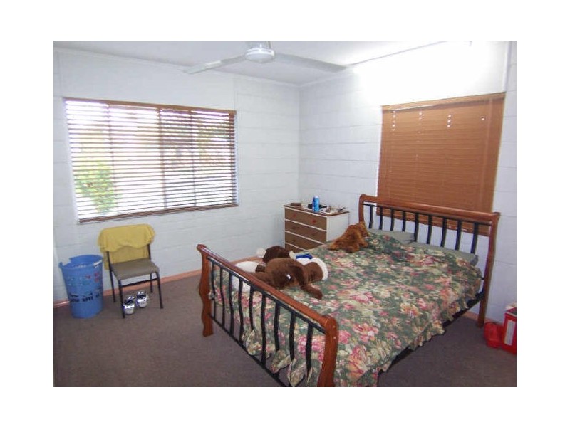 2/41 Sperring Street, Manunda, Cairns QLD 4870
