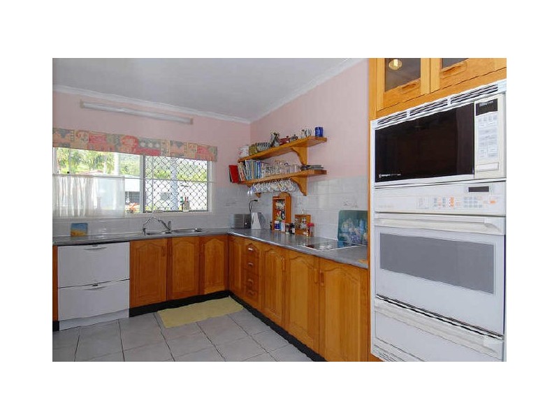 3 Craig Close, Brinsmead QLD 4870