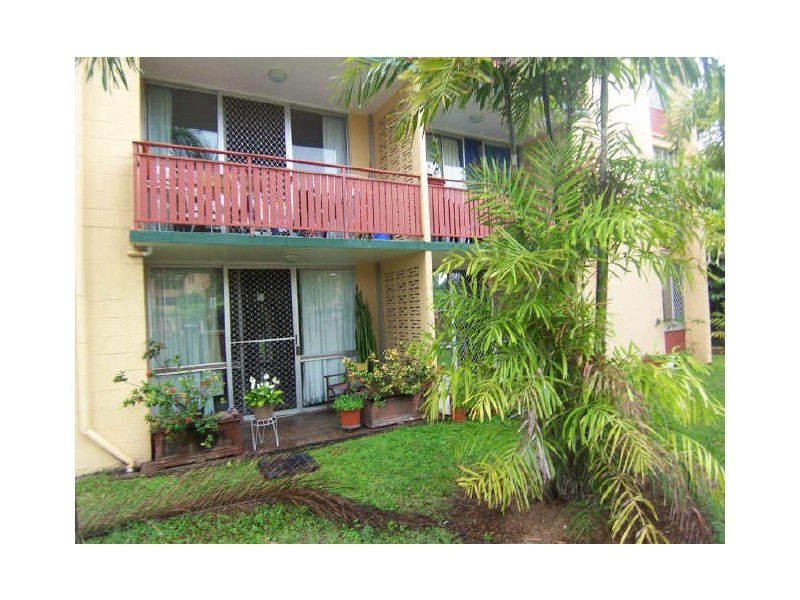 8/186 Lake Street, Cairns North QLD 4870