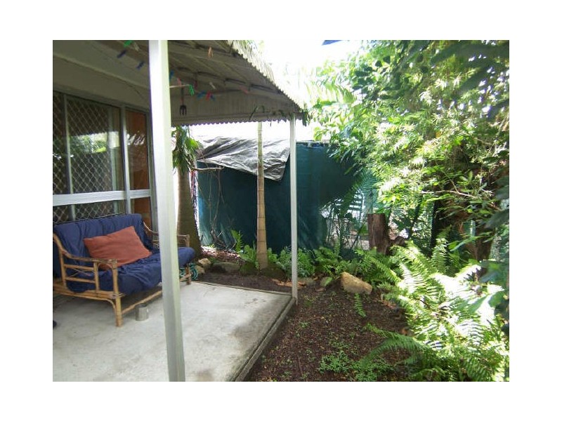 2/31 Miles Street, Manoora QLD 4870