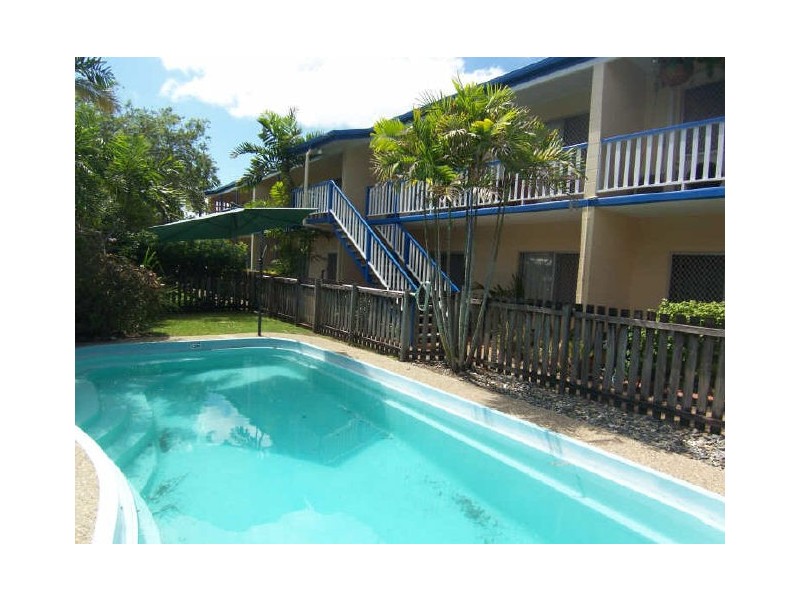 2/71 Pease Street, Manoora, Cairns QLD 4870