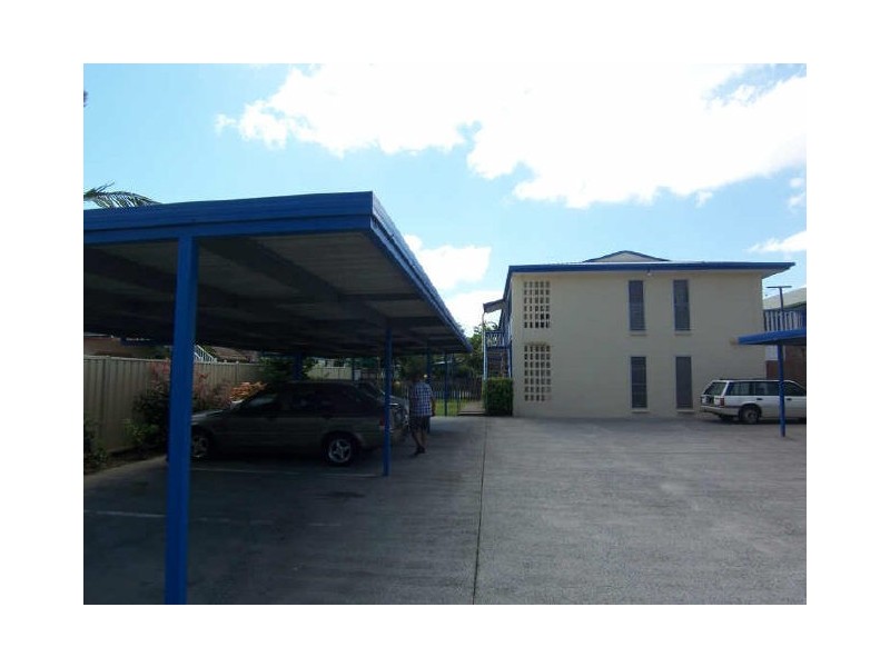 2/71 Pease Street, Manoora, Cairns QLD 4870