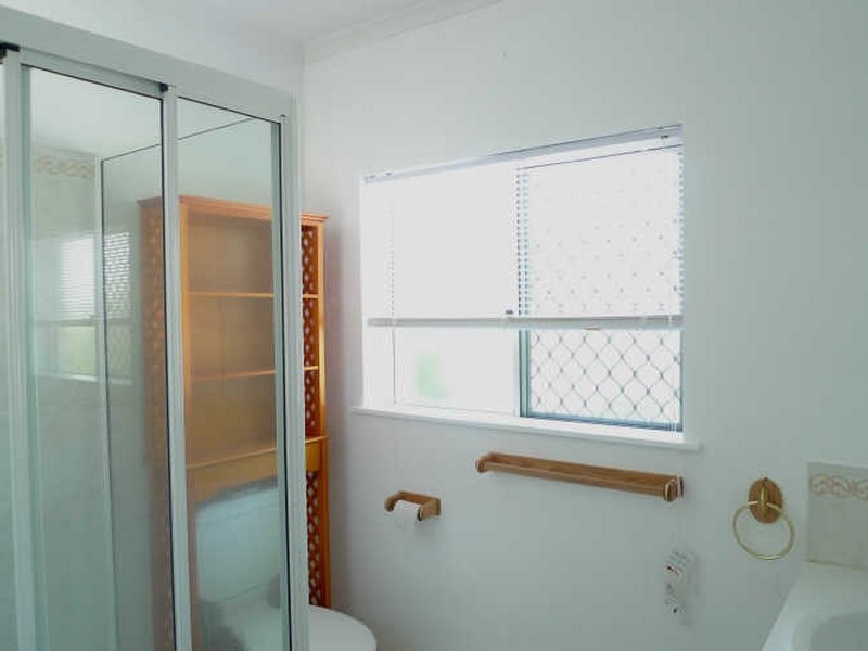 11/8 Grantala Street, Manoora QLD 4870