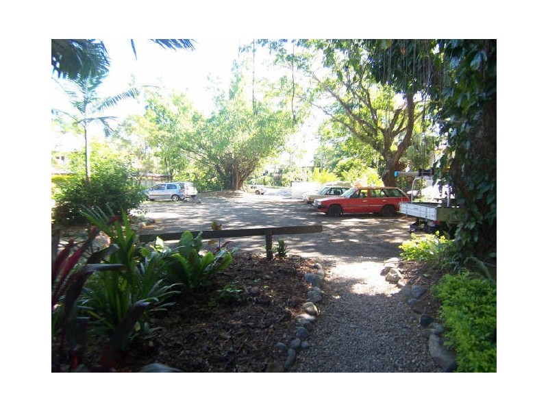 2/4 McPherson Close, Edge Hill QLD 4870