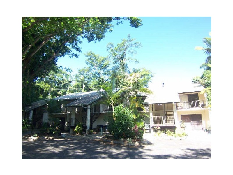 2/4 McPherson Close, Edge Hill QLD 4870