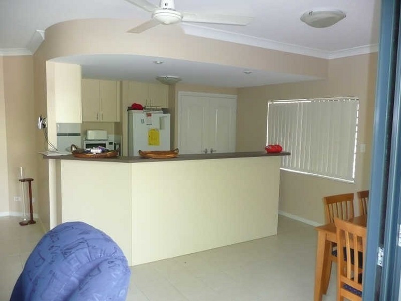 2/193 Kamerunga Road, Freshwater QLD 4870