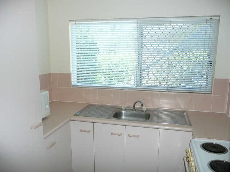 2/1 Cannon Street, Manunda QLD 4870
