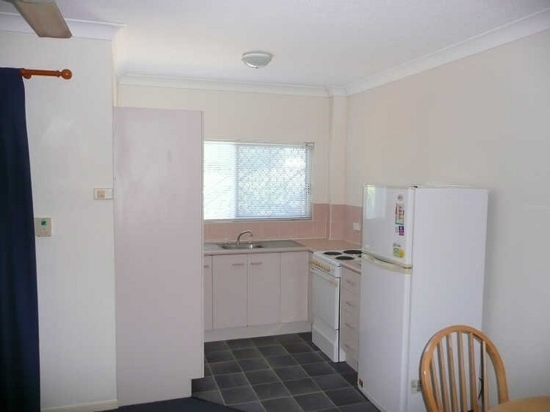 2/1 Cannon Street, Manunda QLD 4870