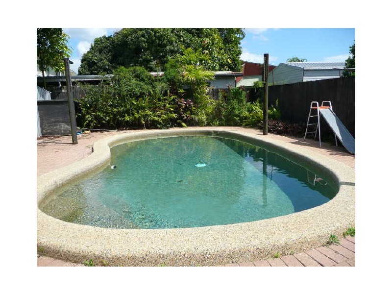 292 Gatton Street, Cairns QLD 4870