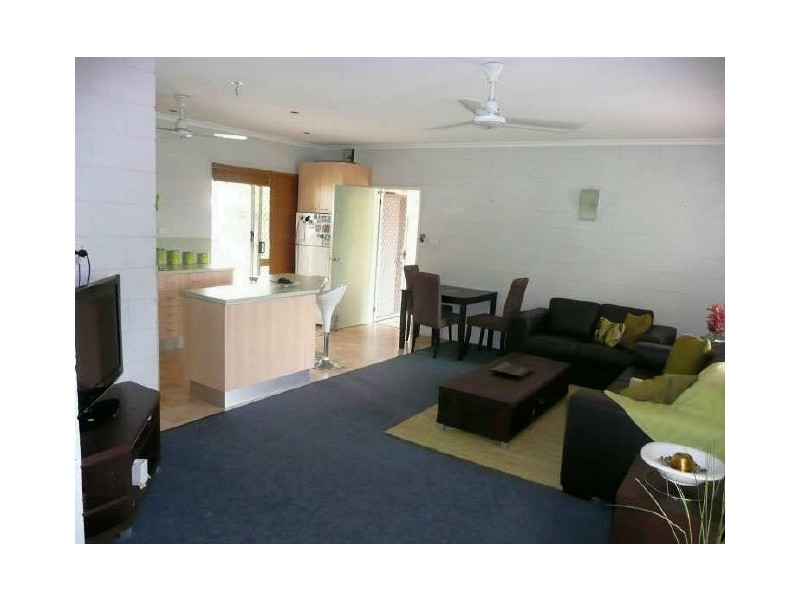 2 Fraser Close, Kanimbla QLD 4870