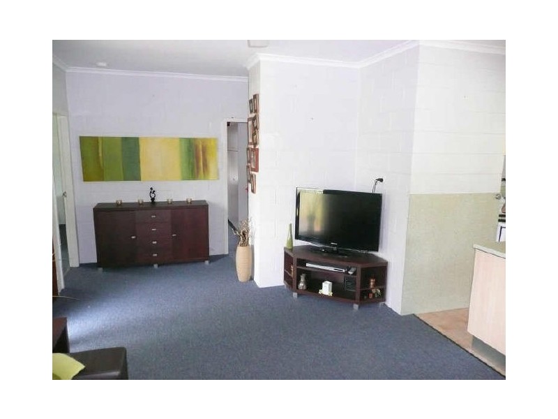 2 Fraser Close, Kanimbla QLD 4870