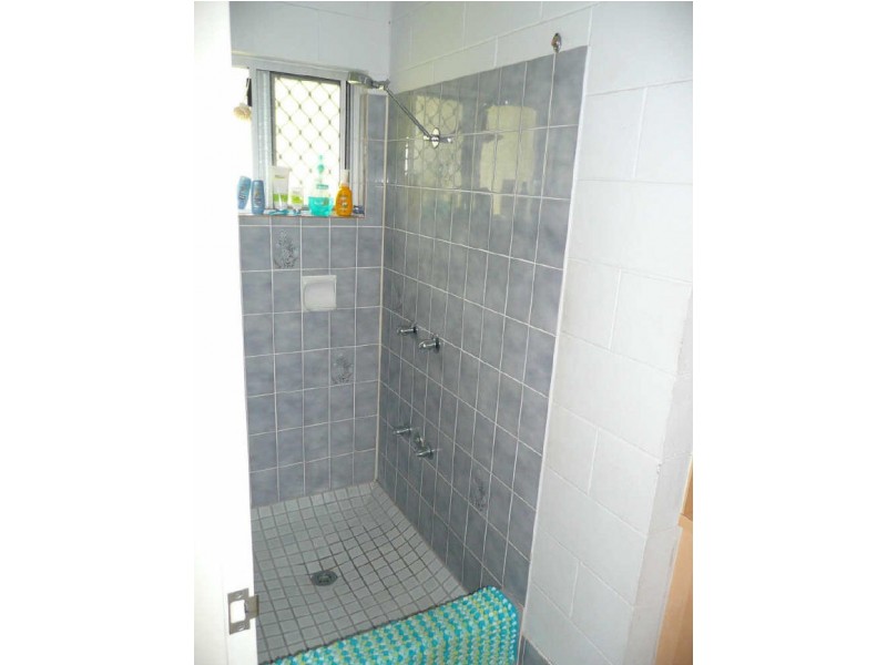 2 Fraser Close, Kanimbla QLD 4870