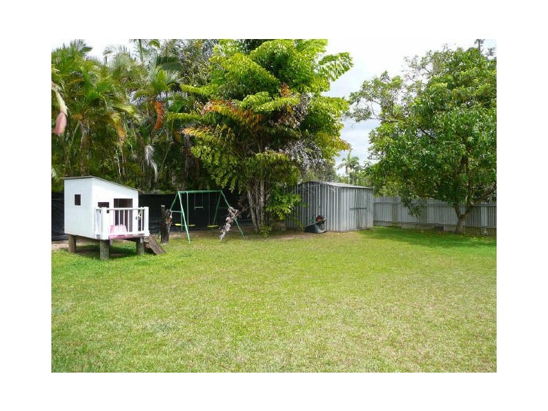 2 Fraser Close, Kanimbla QLD 4870