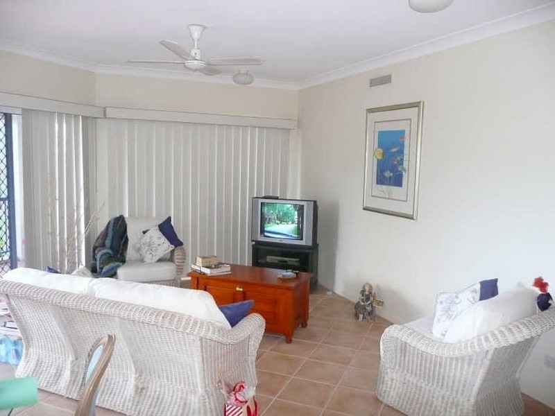 65/8 Munro Terrace, Mooroobool QLD 4870