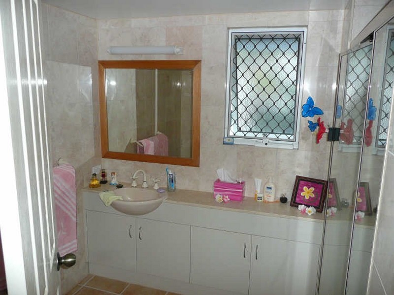 65/8 Munro Terrace, Mooroobool QLD 4870