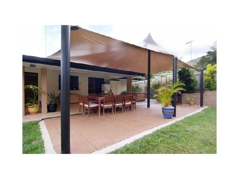 4 Comet Street, Bayview Heights QLD 4868