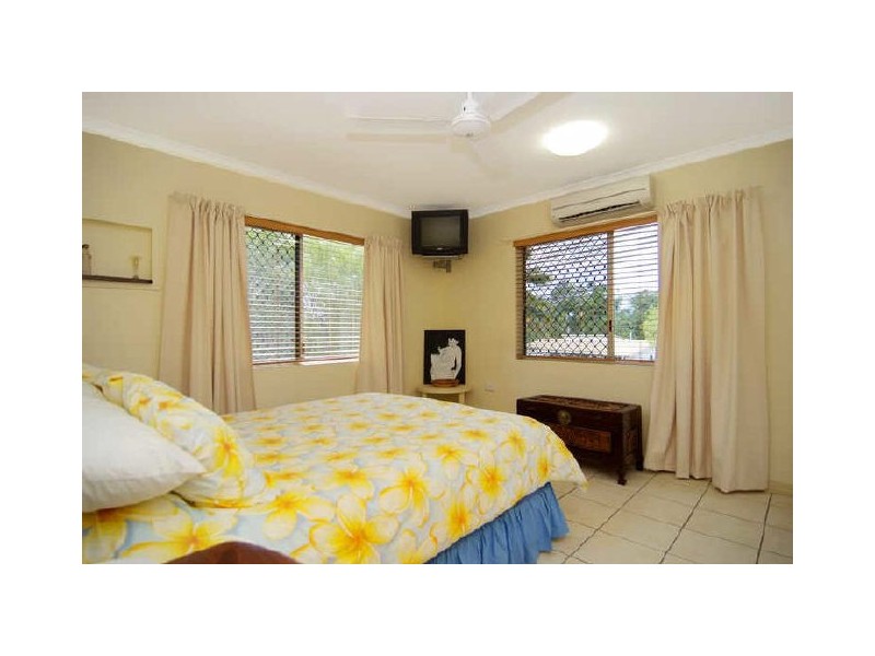 4 Comet Street, Bayview Heights QLD 4868