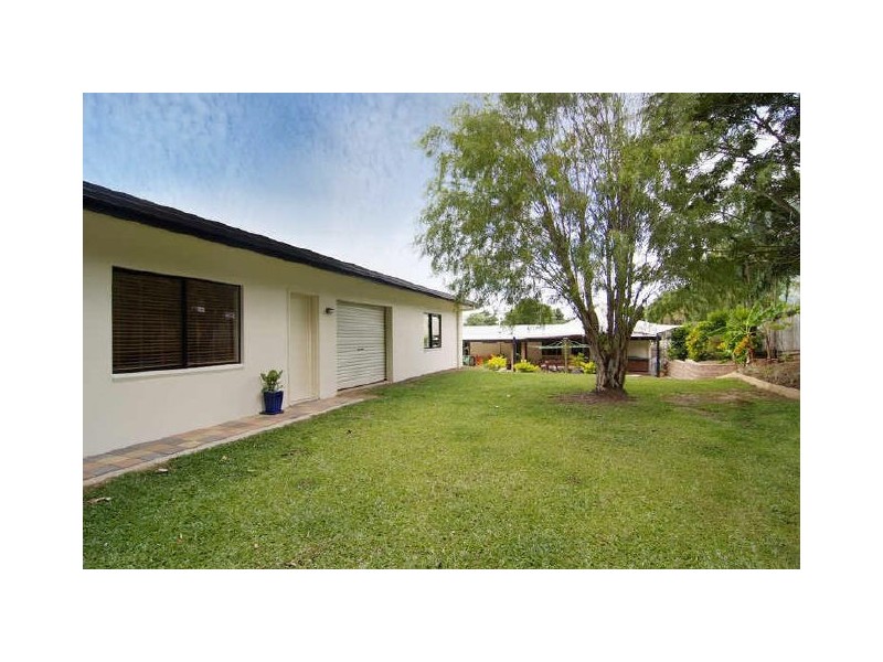 4 Comet Street, Bayview Heights QLD 4868