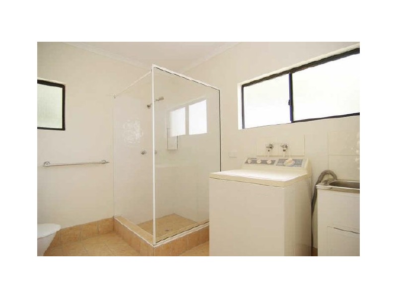 4 Comet Street, Bayview Heights QLD 4868