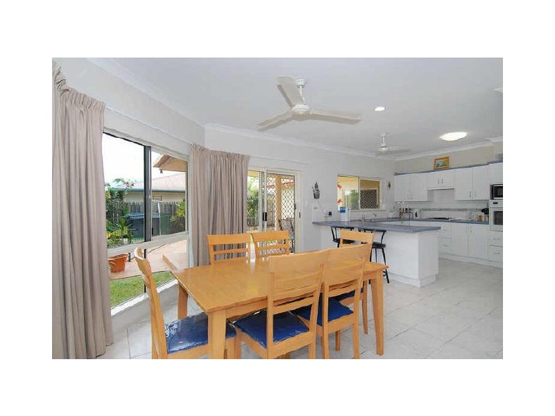5 Everglade Rise, Park Ridge QLD 4125