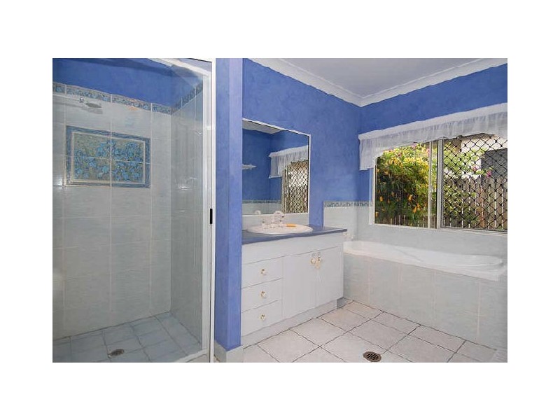 5 Everglade Rise, Park Ridge QLD 4125