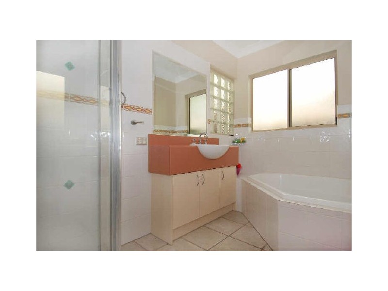 5 East Park Ridge Drive, Park Ridge QLD 4125