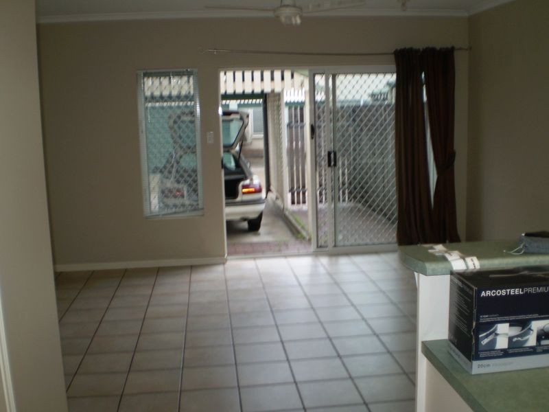 Westcourt QLD 4870