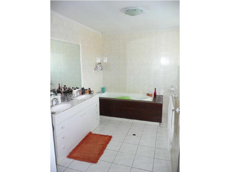 56 Agate Street, Bayview Heights QLD 4868