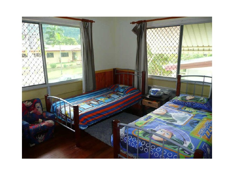 56 Agate Street, Bayview Heights QLD 4868