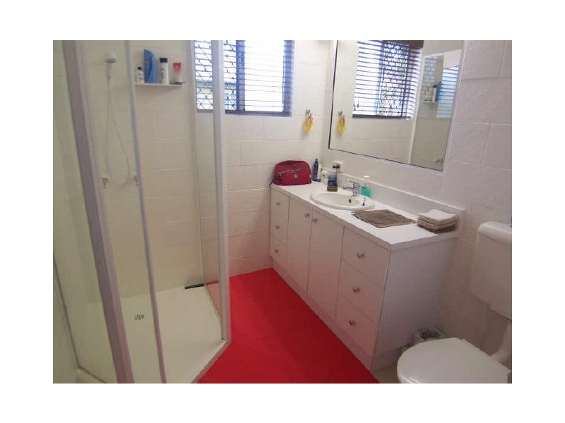 5/3-4 Holden Close, Whitfield QLD 4870