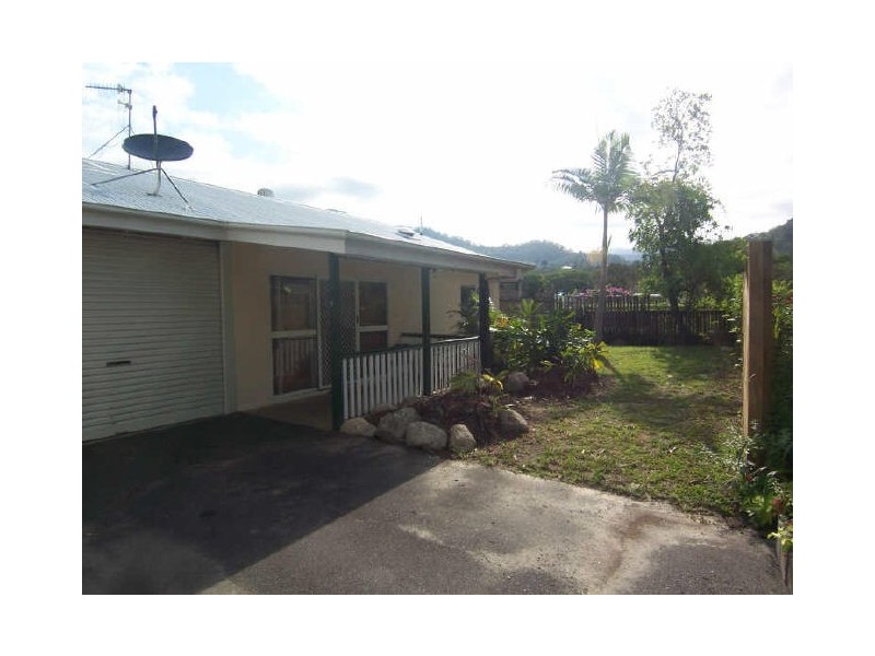 5/3-4 Holden Close, Whitfield QLD 4870