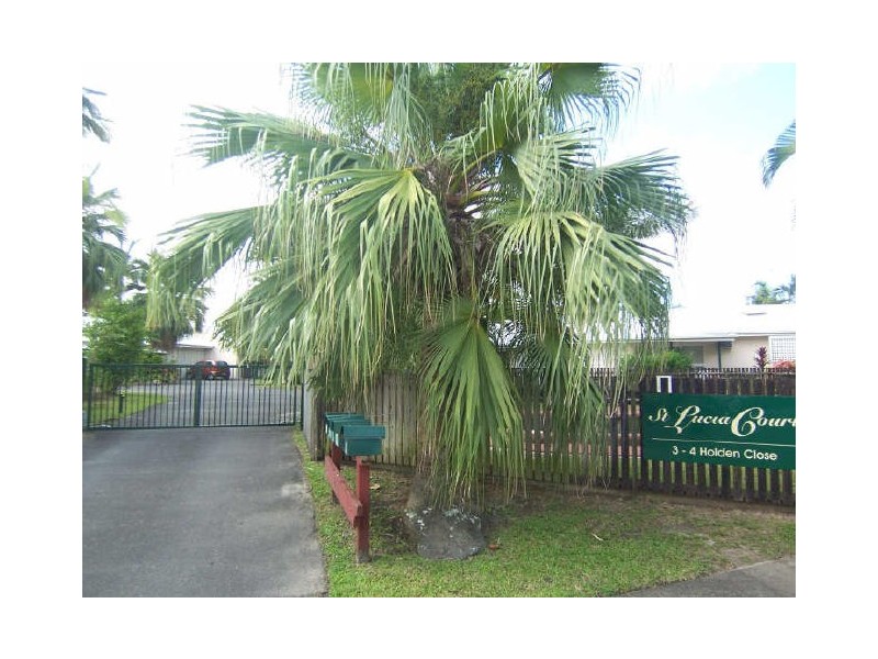 5/3-4 Holden Close, Whitfield QLD 4870