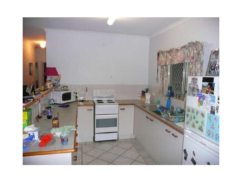 2 Lizard Street, Mount Sheridan QLD 4868