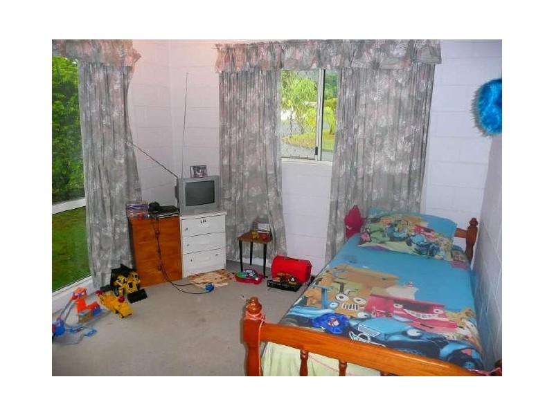 2 Lizard Street, Mount Sheridan QLD 4868