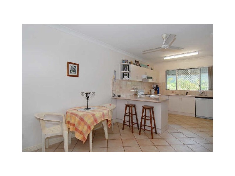 1/190 Currawong Street, Bayview Heights QLD 4868