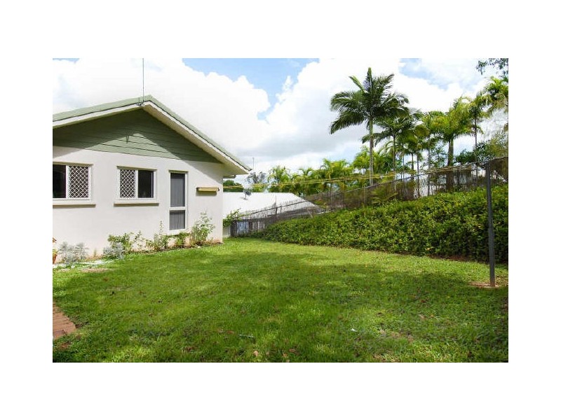 1/190 Currawong Street, Bayview Heights QLD 4868