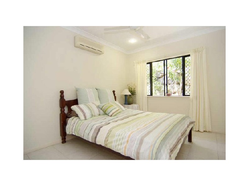 2 Barossa Close, Park Ridge QLD 4125