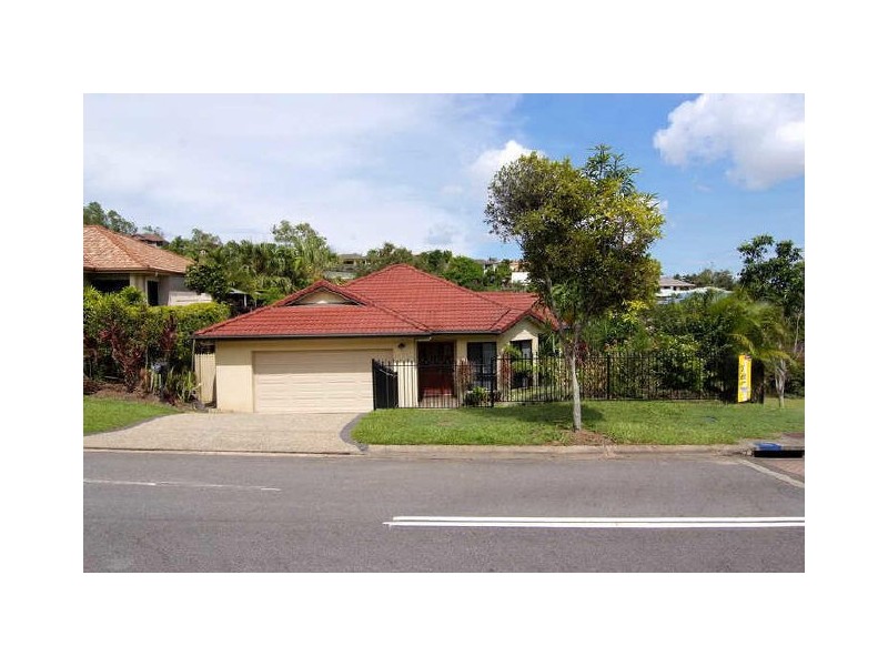 2 Barossa Close, Park Ridge QLD 4125