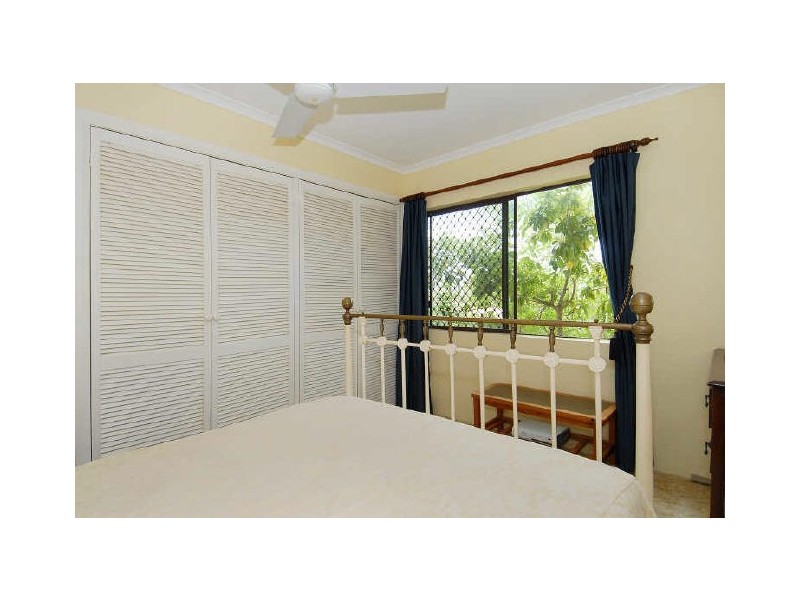 11 Bayview Street, Bayview Heights QLD 4868