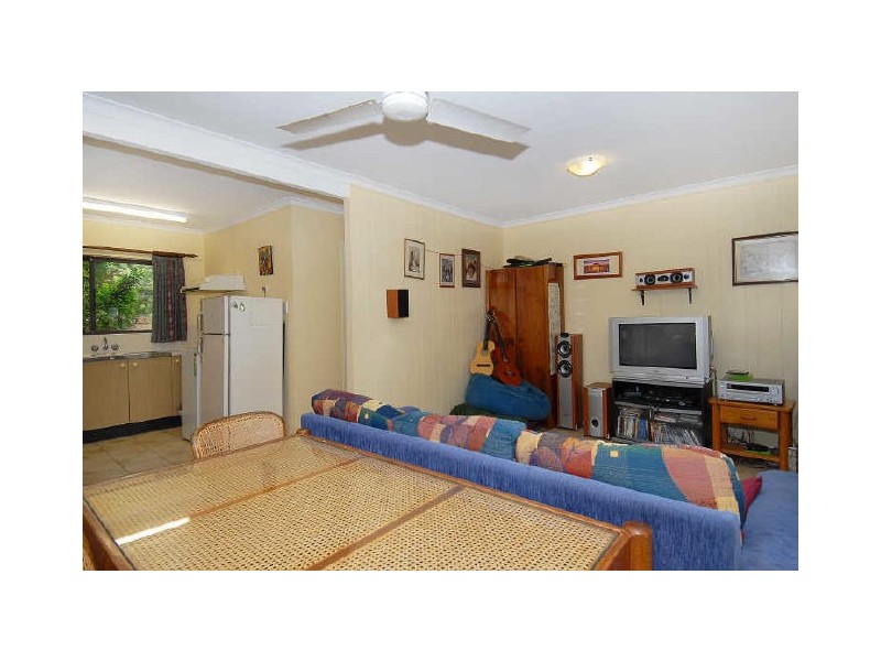 11 Bayview Street, Bayview Heights QLD 4868