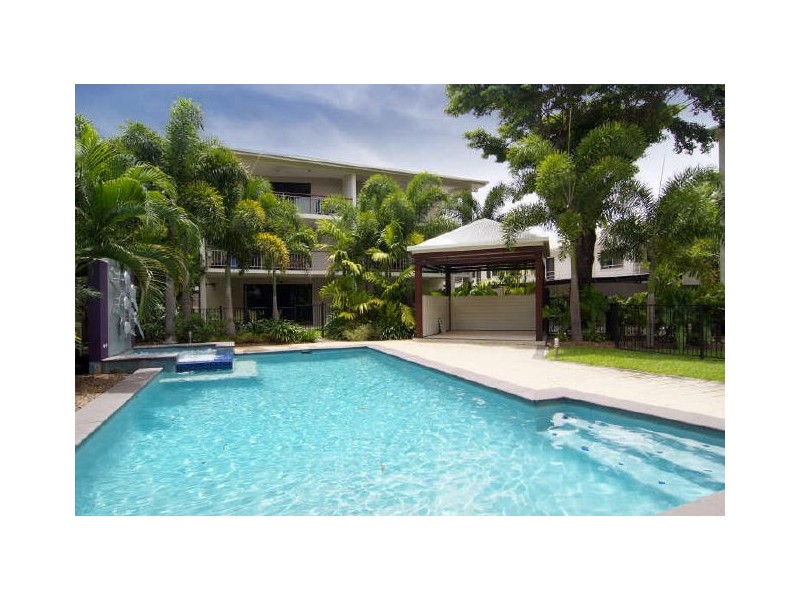 12/351 Lake Street, Cairns North QLD 4870